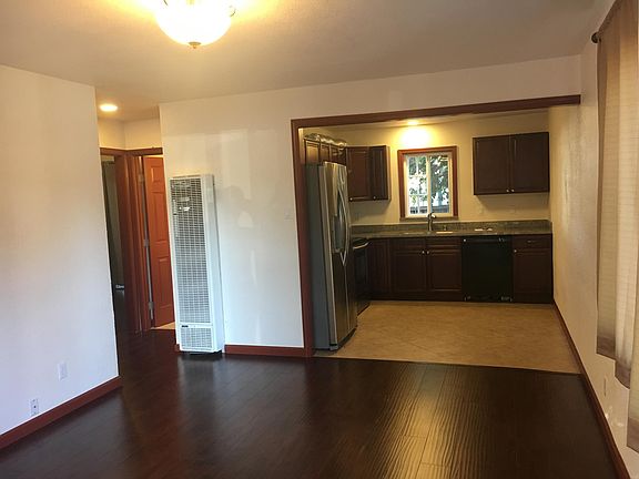 4th image of 1159 W Hamilton Ave APT 1