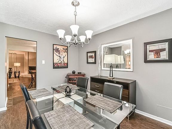 5th image of 3007 Ferndale Dr