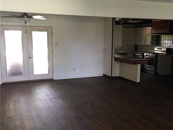 4th image of 7400 Bridges Ave