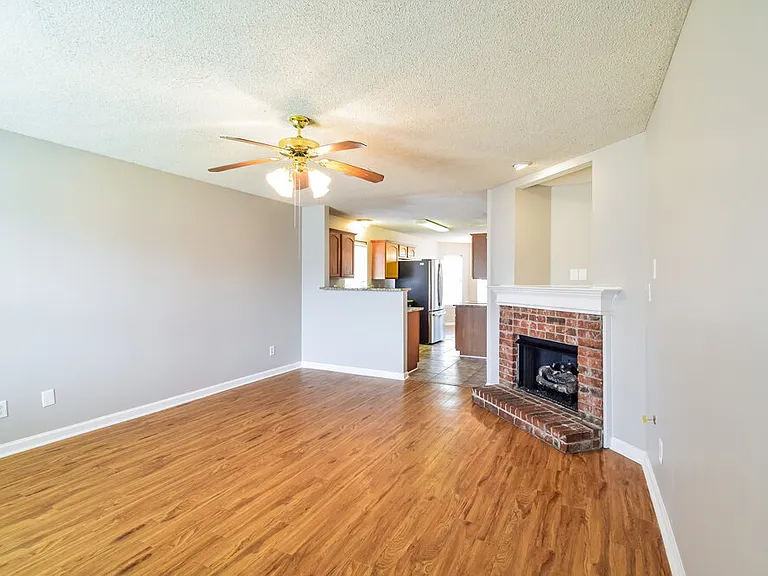 10080 Cross Ridge Rd — Photo 5