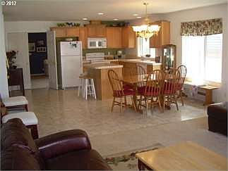 5th image of 1308 NW 20th Ave