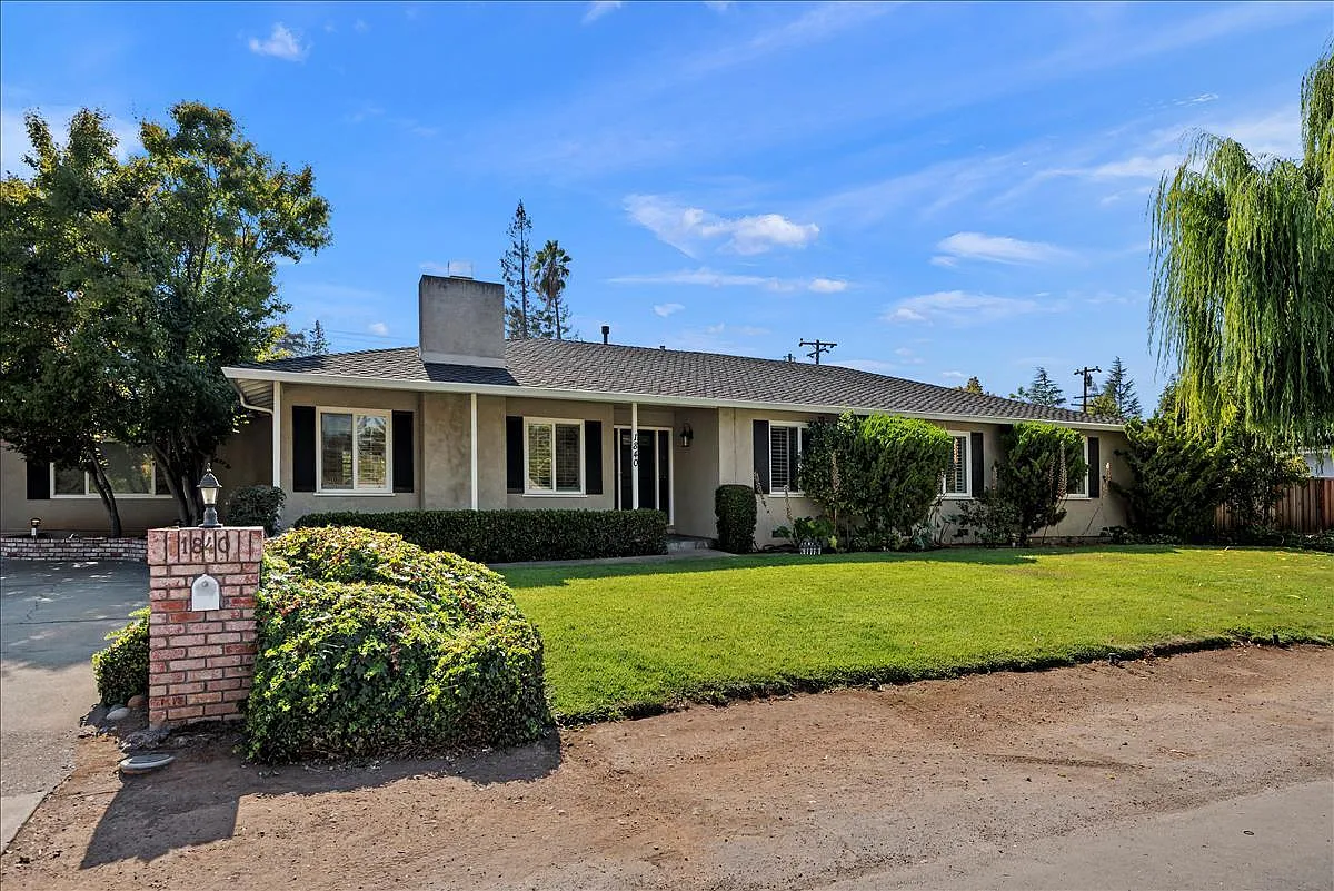 1840 Granger Ave photo 1