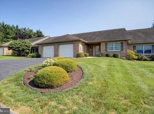 414 Benjamin Dr, Chambersburg, PA