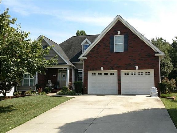 2nd image of 4751 Meadow Lark Ln