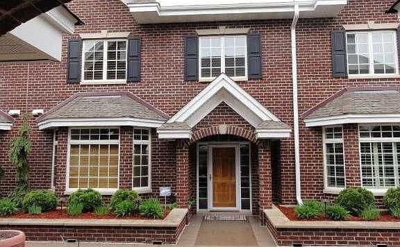 3rd image of 10849 Falling Water Ln Unit B
