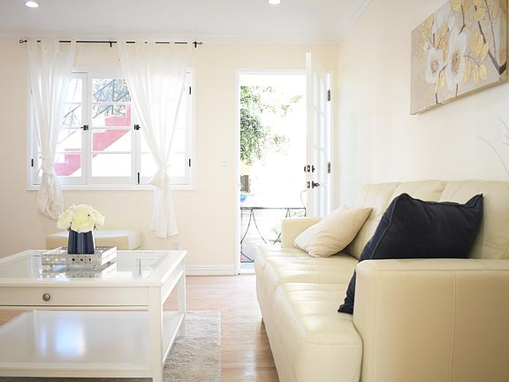 2nd image of 1212 10th St APT 5