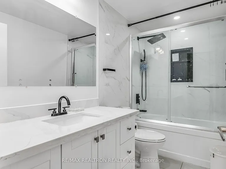 89 Beaconsfield Ave — Photo 27