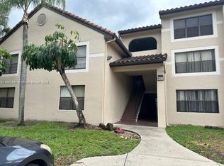 4421 W McNab Rd APT 10, Pompano Beach, FL 33069