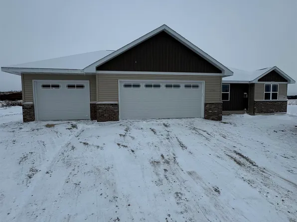 1235 Putnam Dr, Pulaski, WI 54162