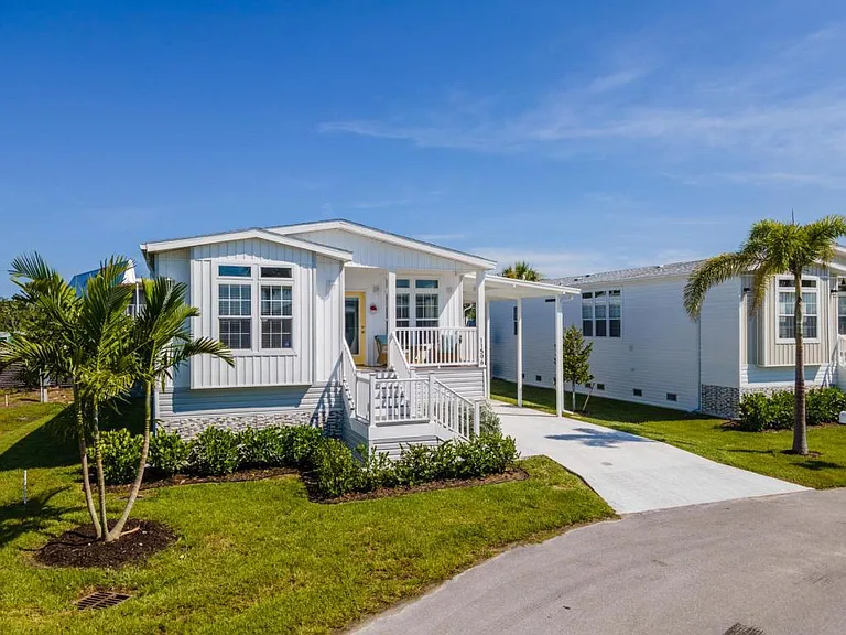 11596 Palm Dr — Photo 44