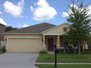 3644 Umbrella Ct, Tavares, FL 32778