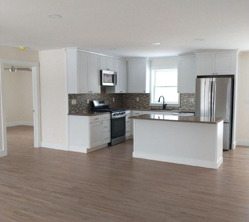 1st image of 15305 Rosehelen Ln