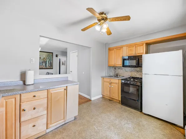 1569 East 34th Street image 9 of 21