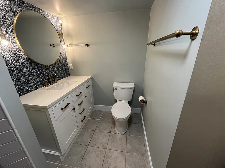 2328 Highland Ave #B — Photo 4