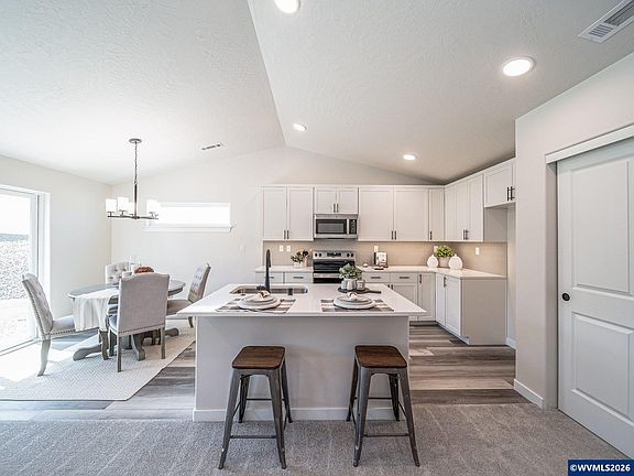 2nd image of 3206 S 13th St