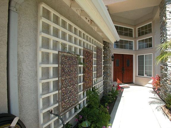 2nd image of 1057 Abeto Ct