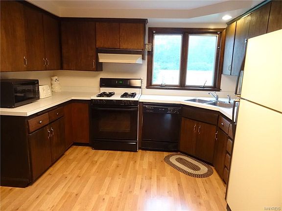4th image of 116 Lorelee Dr