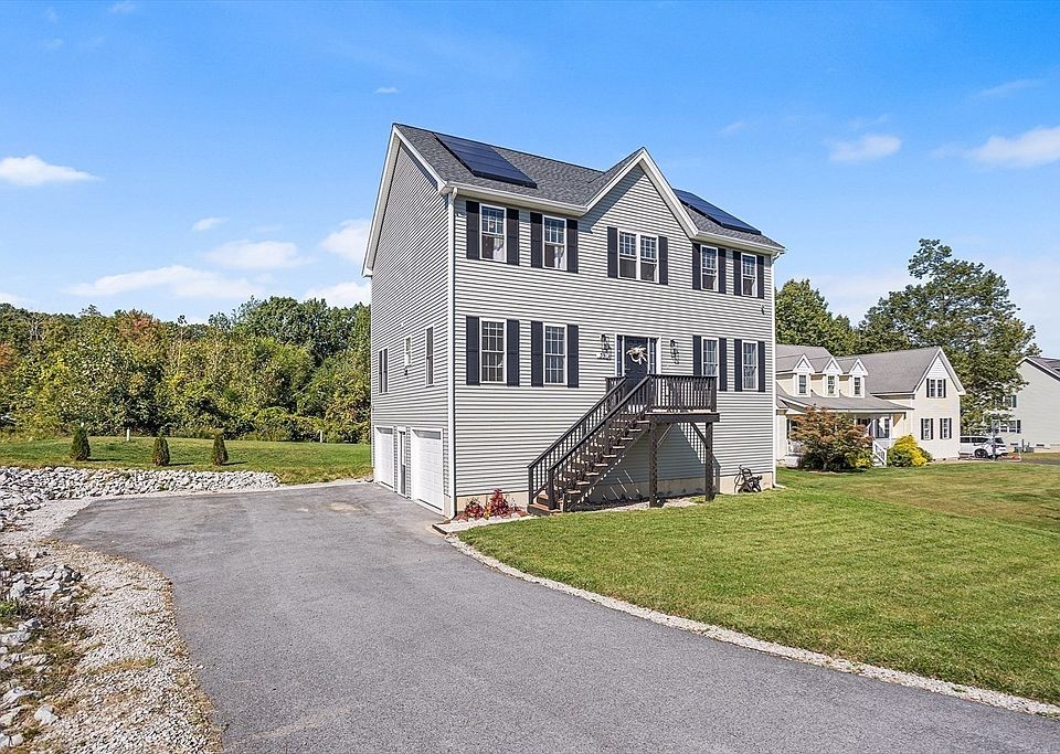 1st image of 39 Hycrest Rd