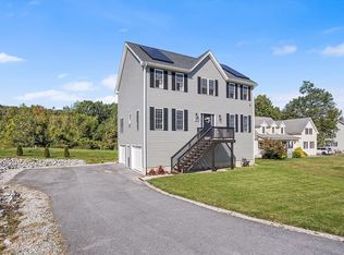 39 Hycrest Rd, Charlton, MA 01507