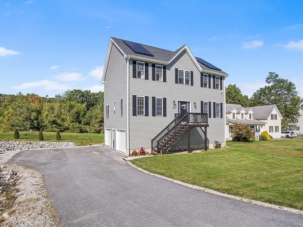 39 Hycrest Rd, Charlton, MA 01507