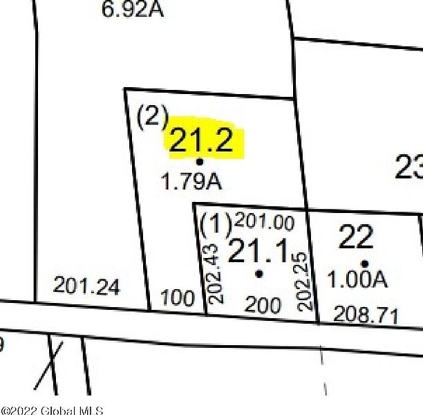 4th image of 467 Malta Avenue