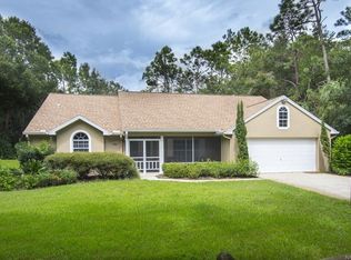 10345 W Springtree Ln, Crystal River, FL 34428