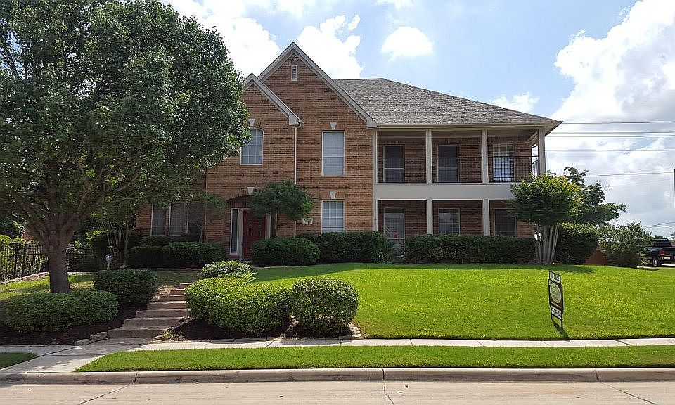 Exterior - front elevation