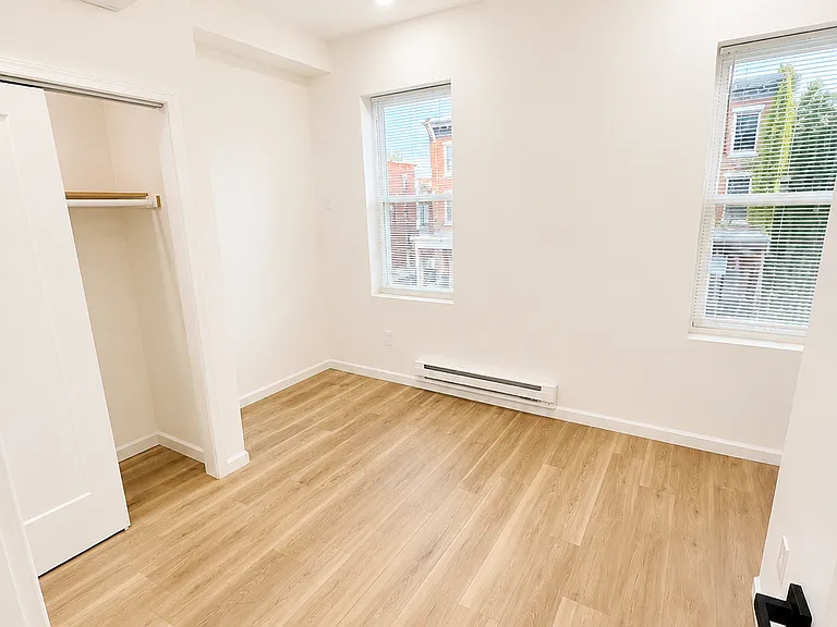 1527 W Westmoreland St — Photo 12