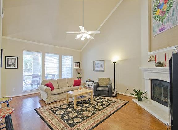 3rd image of 2701 Mingus Dr