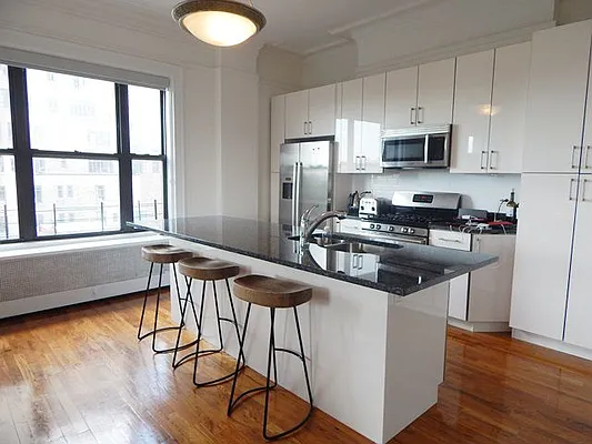 Rented by Rachel Realty | media 25