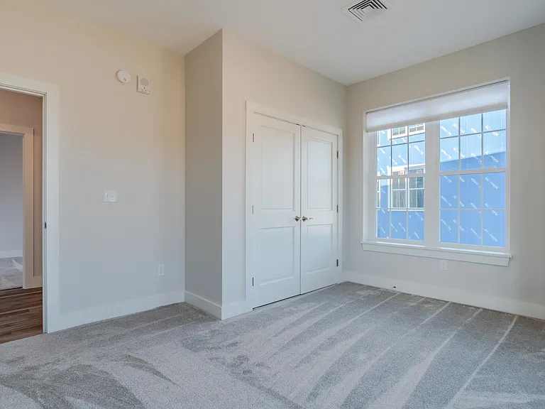 18 Sullivan St #202 — Photo 9