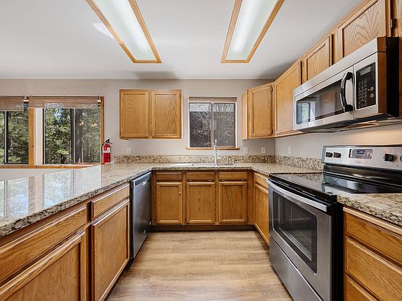 5th image of 11443 Northwoods Blvd #B