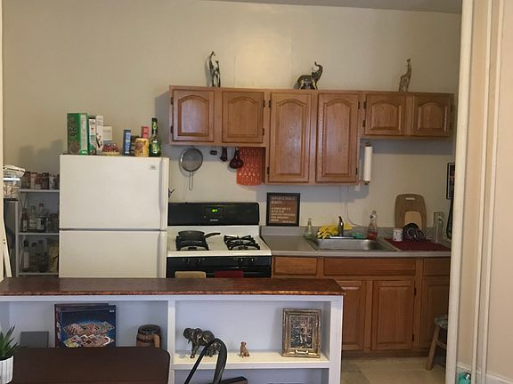 4th image of 4333 Pine St Floor 2