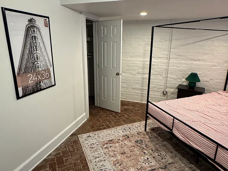 146 Hurt St NE #1 — Photo 12