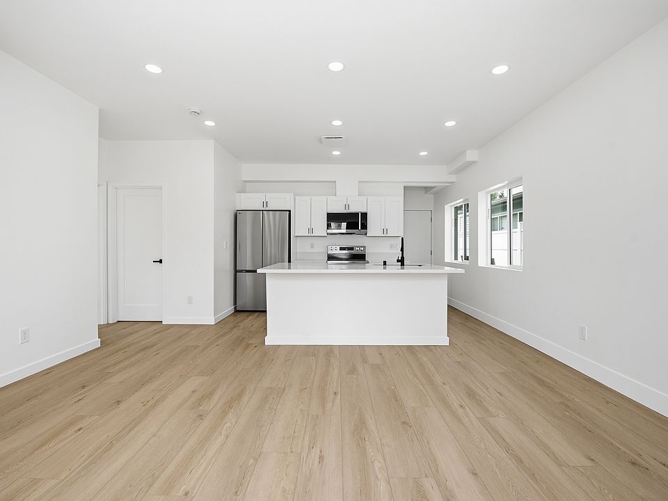 1st image of 6409 Gary Ct
