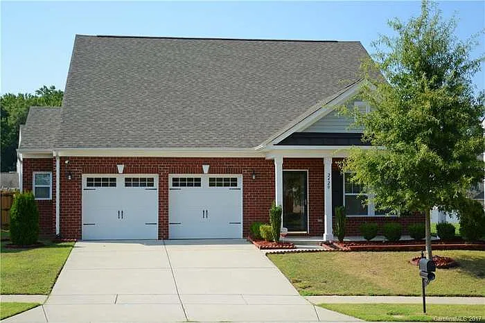 2420 Impatien Dr