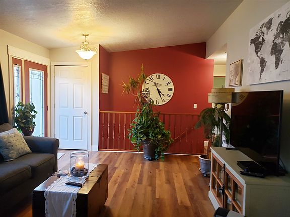 3rd image of 58573 Sunlit Blvd