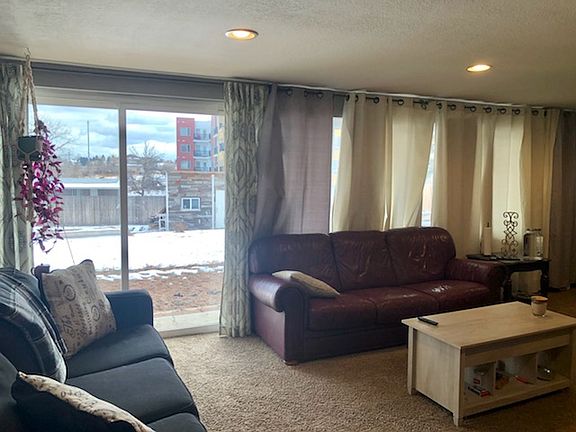 4th image of 1562 W Hoye Pl