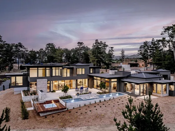 30 Poppy Ln, Pebble Beach, CA 93953