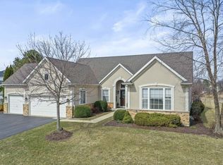 704 Spring Farm Rd, Lake Villa, IL 60046