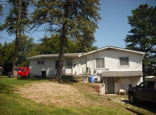 54 W Washburn St, New London, OH 44851
