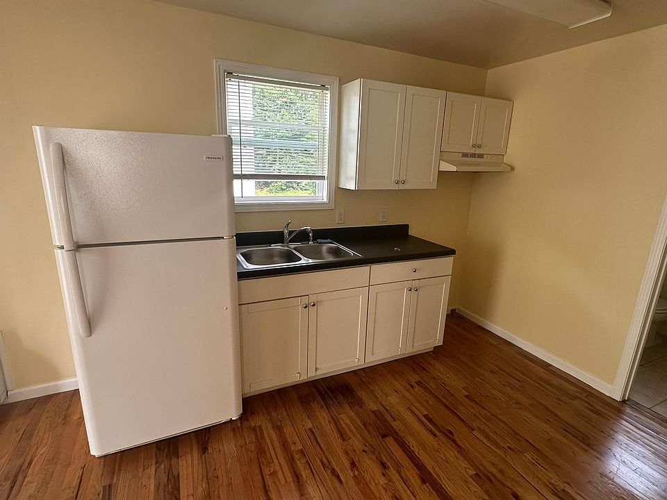 2nd image of 308 Virginia Ave