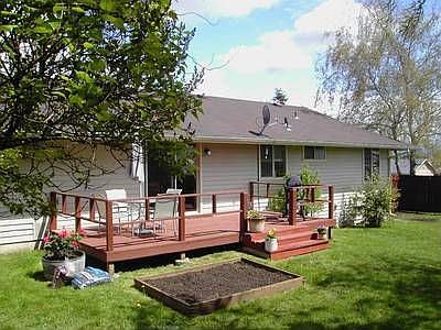 2nd image of 2129 Poplar Pl