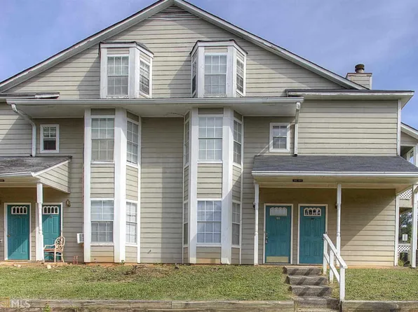 9412 Cypress Ln, Jonesboro, GA 30238
