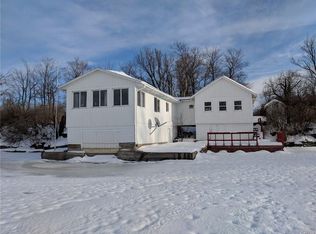 11863 Quarry Ln, Chaumont, NY 13622