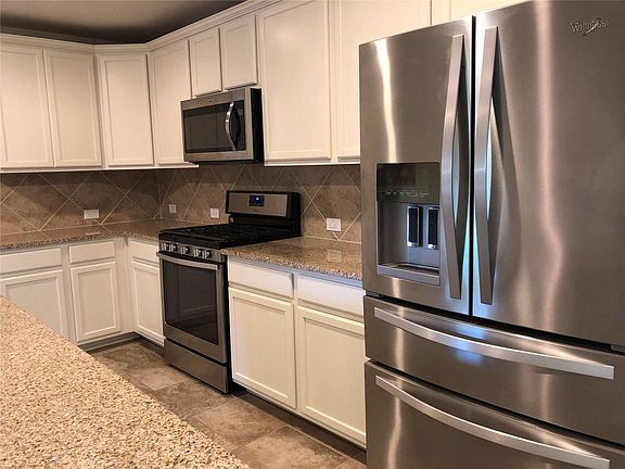 5th image of 607 Saguaro Way