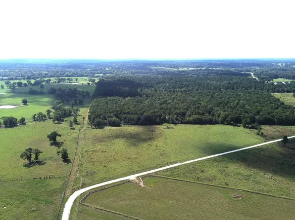 727 Buckhorn Creek Dr, Crockett, TX 75835