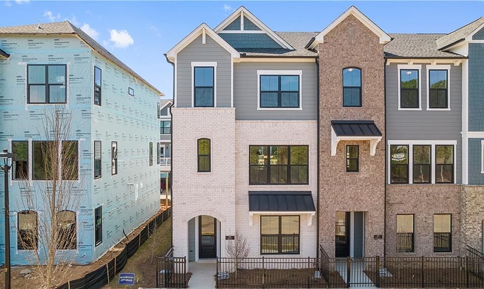 1st image of 285 Walker Avenue Dr #125