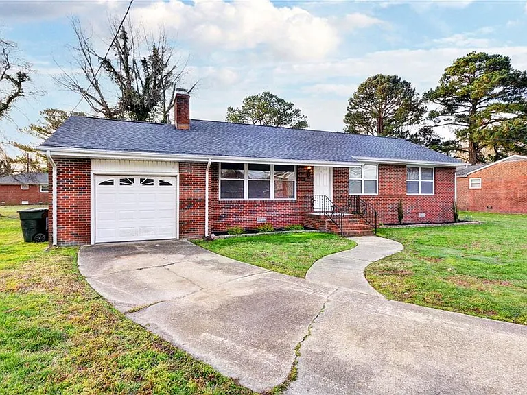 10 Whipple Dr — Photo 18