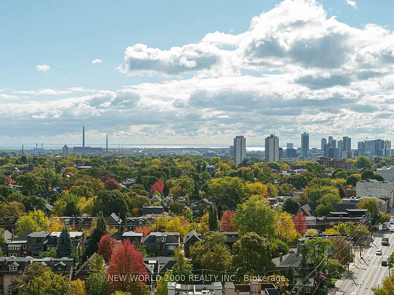1010 Broadview Ave #Penthouse 5 — Photo 15